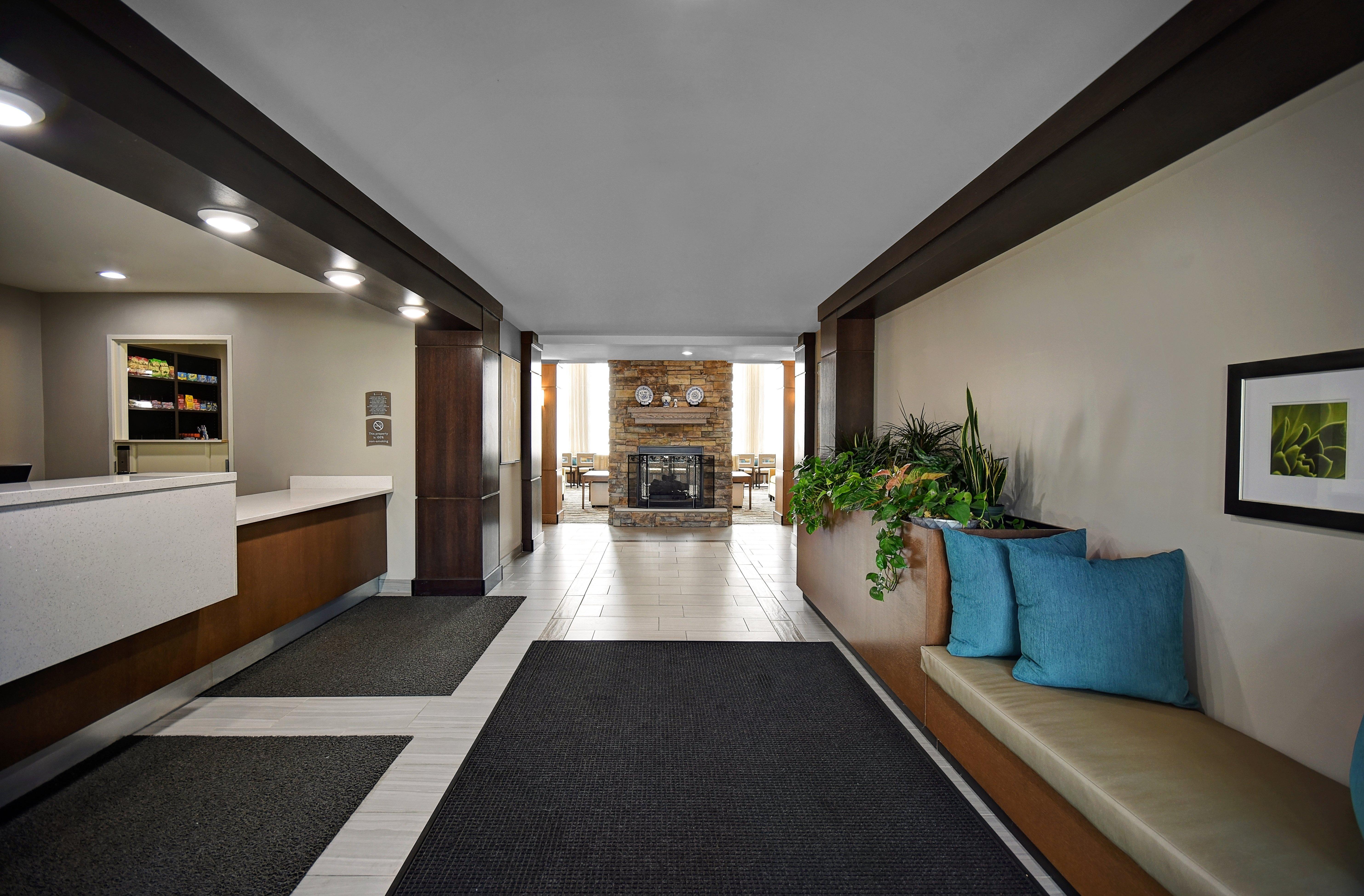 Staybridge Suites - Holland By Ihg Exteriér fotografie