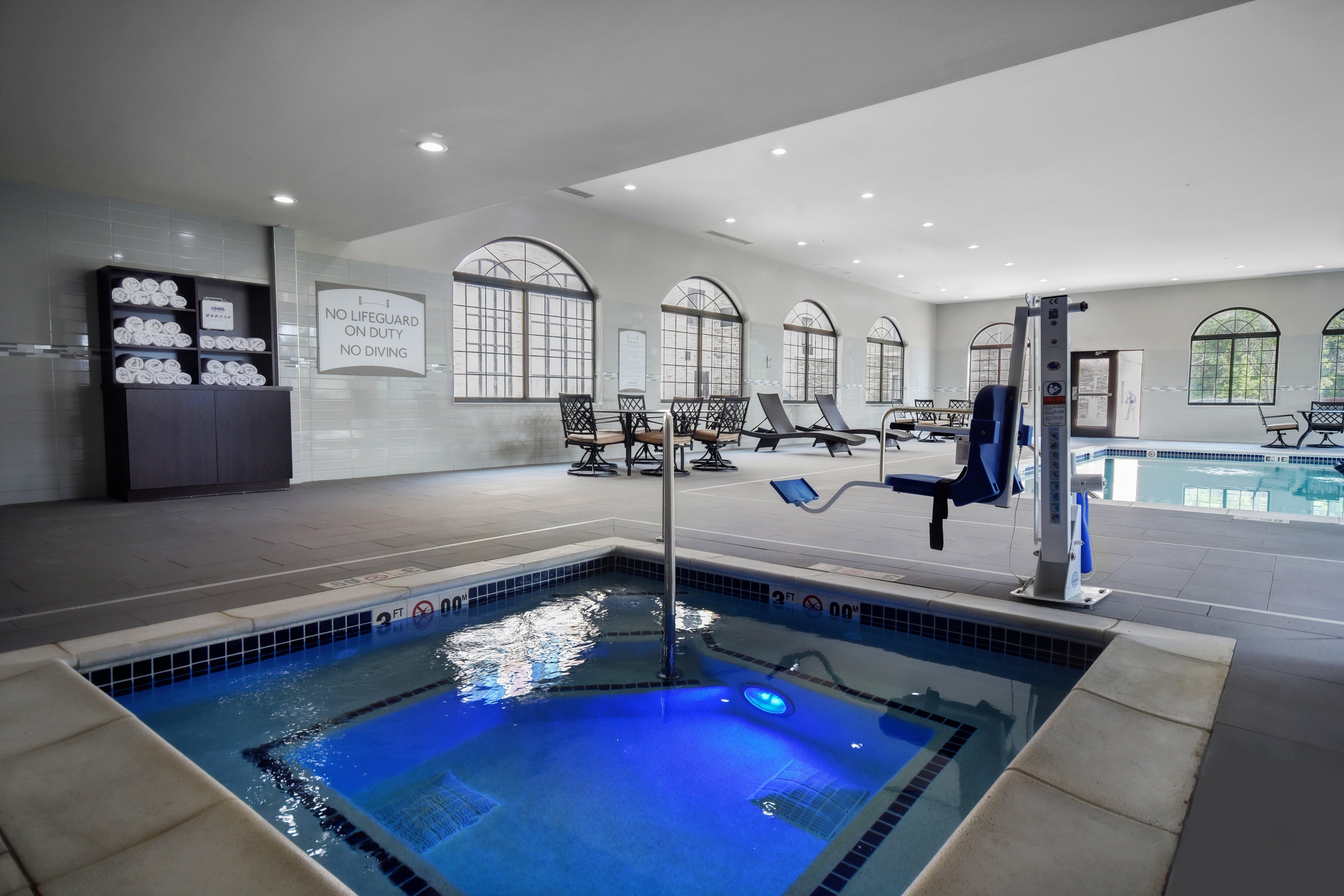 Staybridge Suites - Holland By Ihg Exteriér fotografie