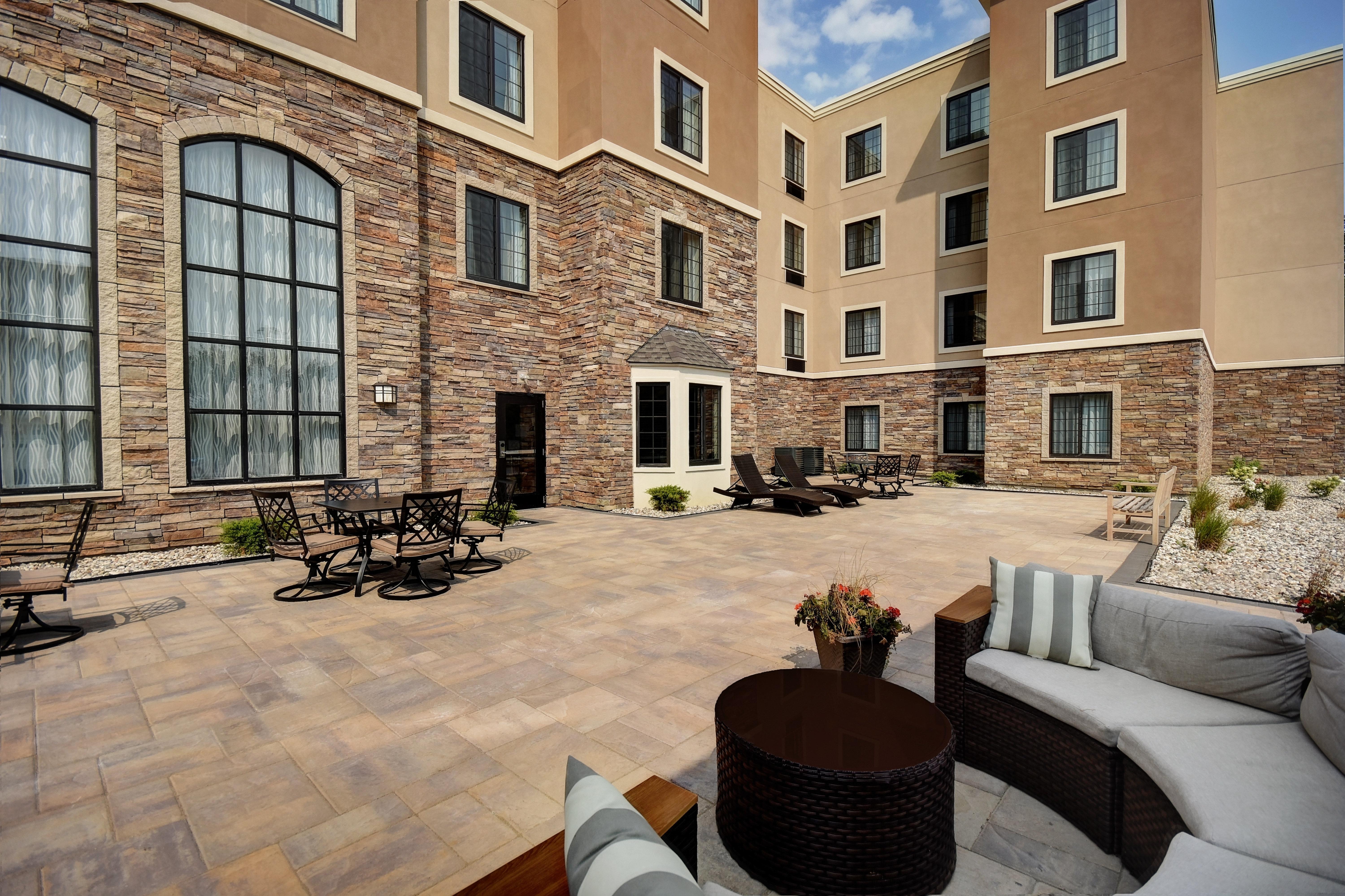 Staybridge Suites - Holland By Ihg Exteriér fotografie